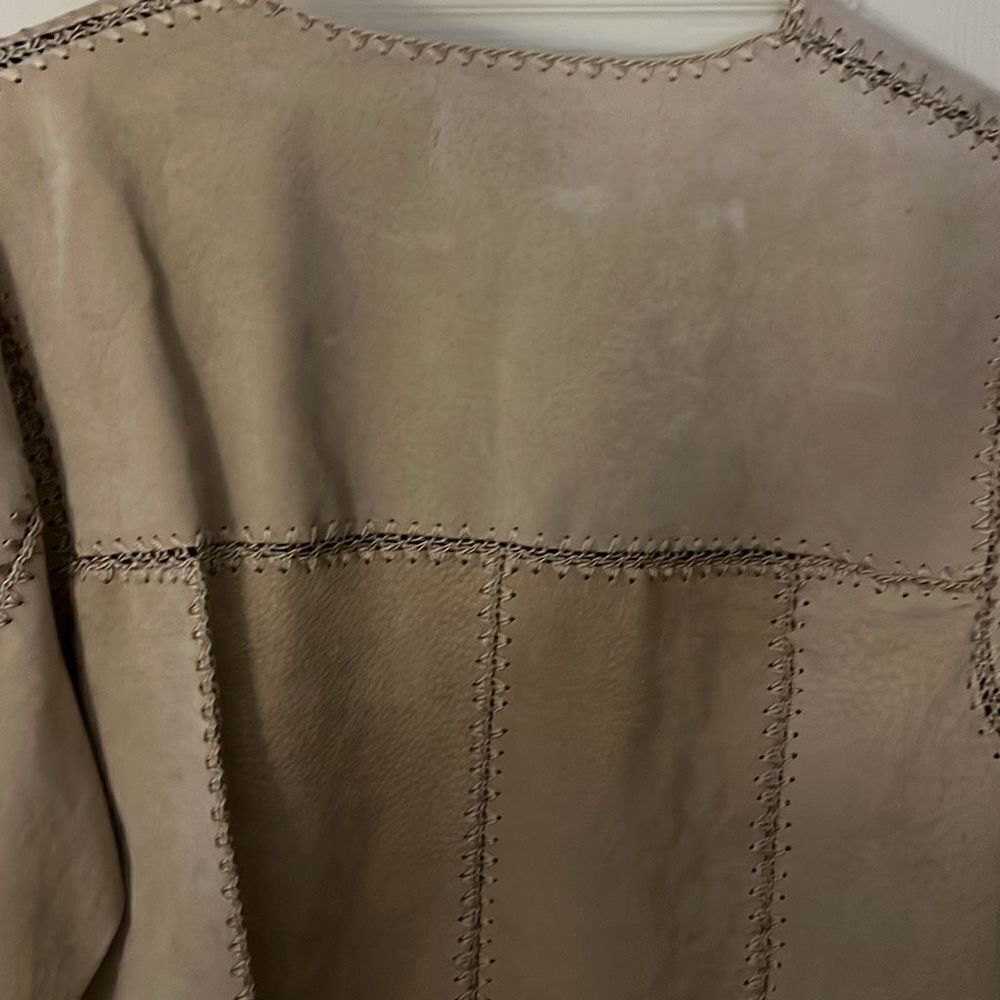 Chicos Design  - Picture 7 of 11